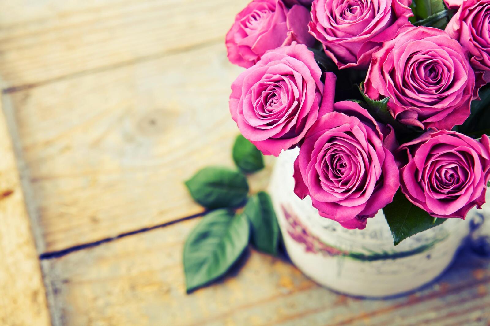 Wallpapers bouquet vase pink roses on the desktop