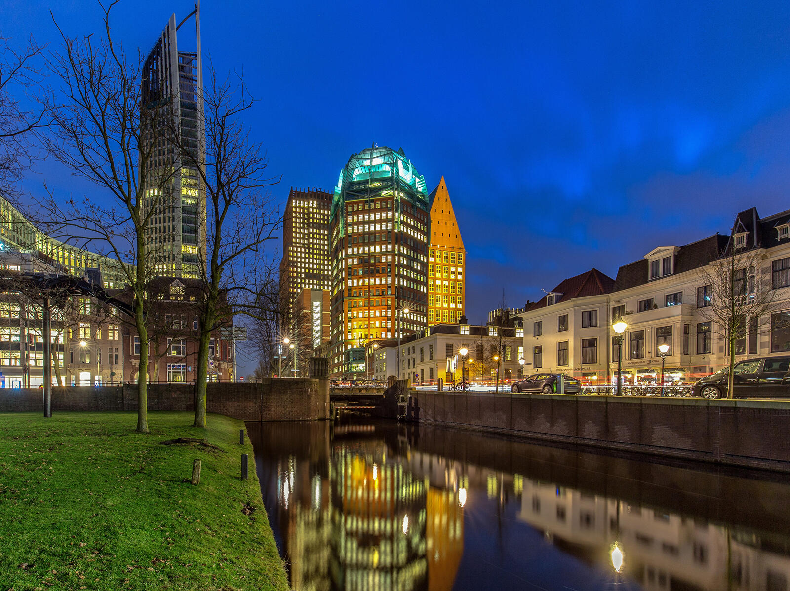 Wallpapers building cities evening canal on the desktop