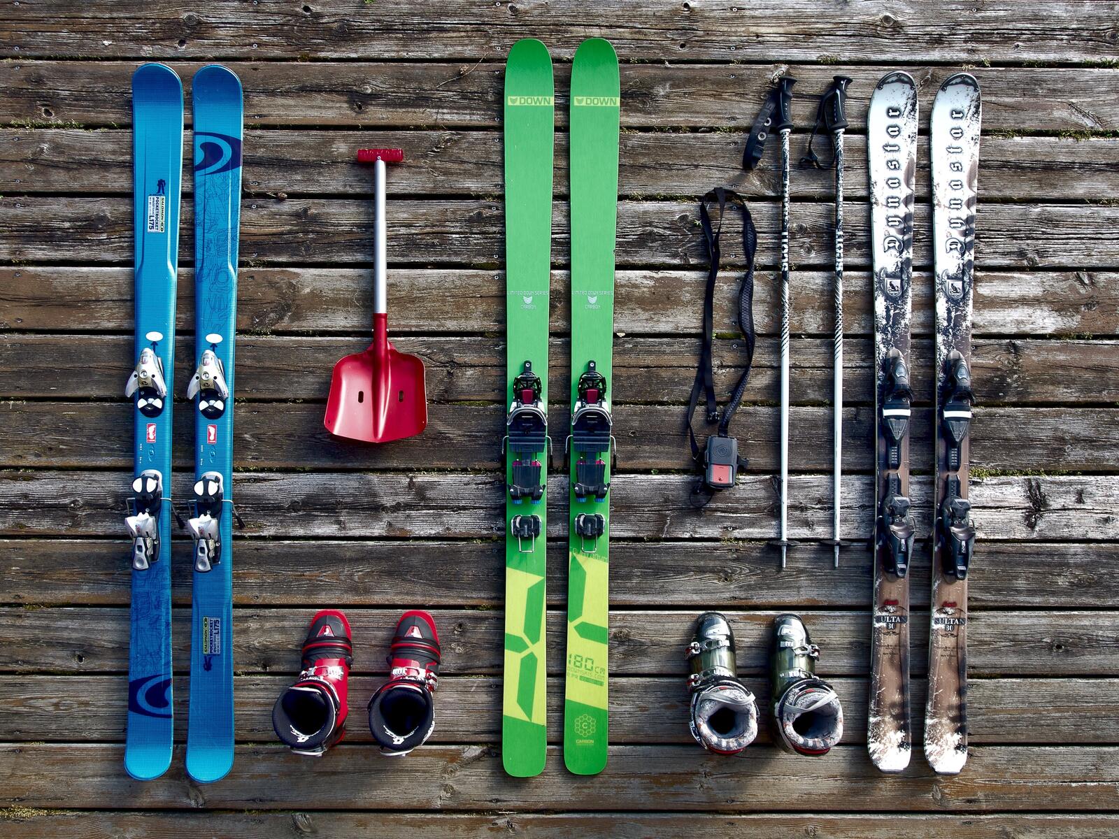 Wallpapers wallpaper snowboard skis sport on the desktop
