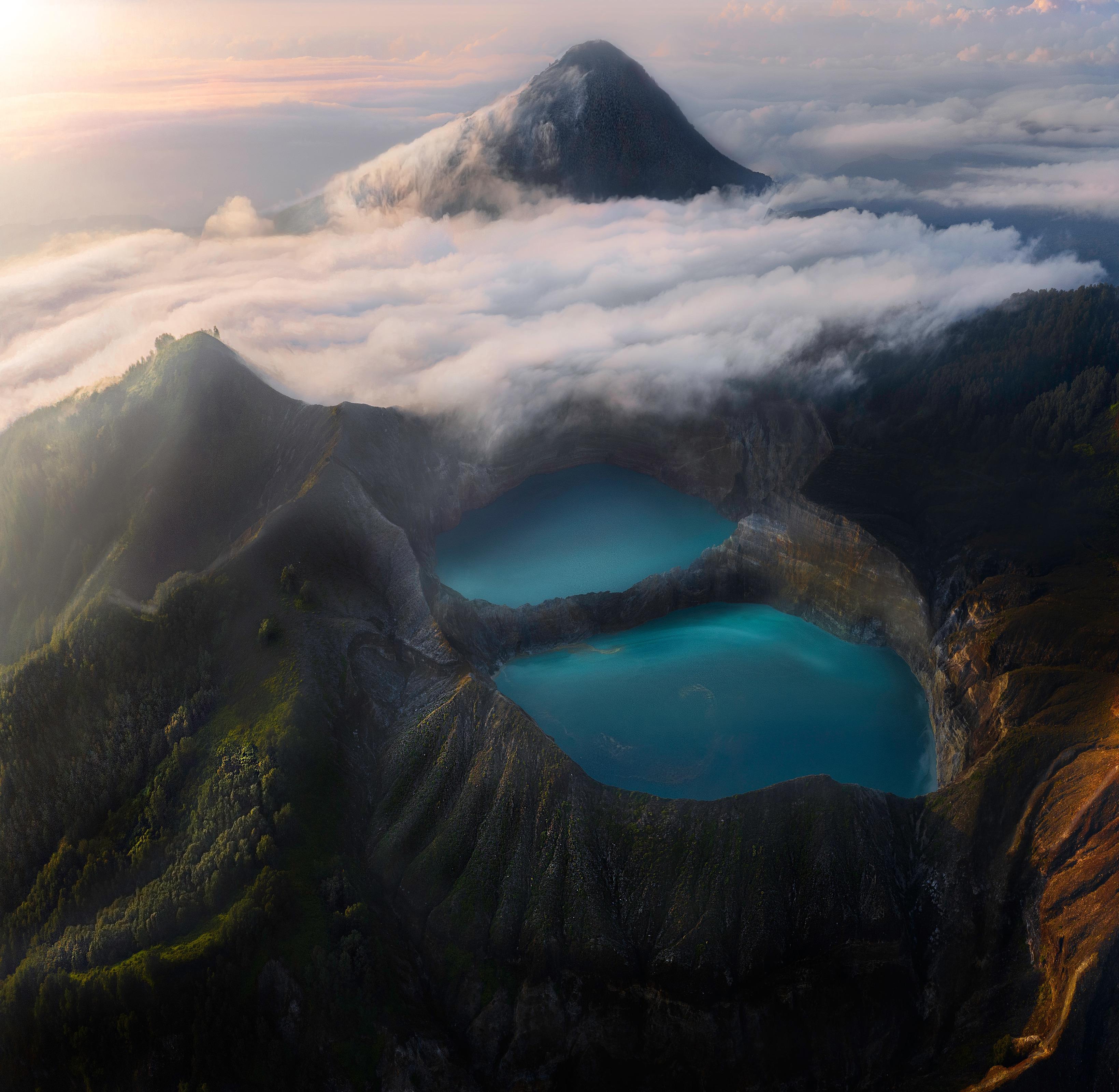 桌面上的壁纸印度尼西亚 火山 云彩