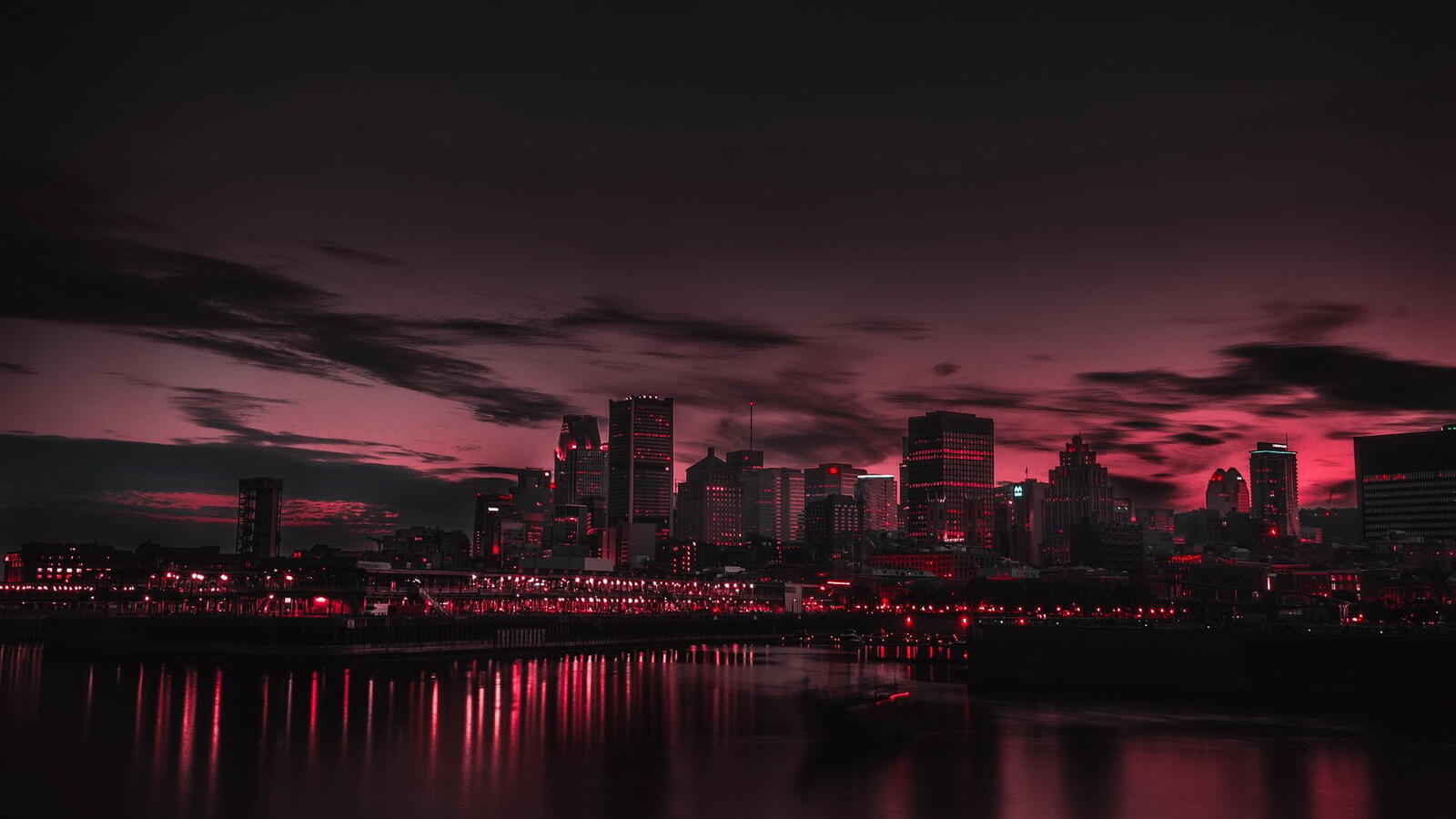 Бесплатное фото Город и закат