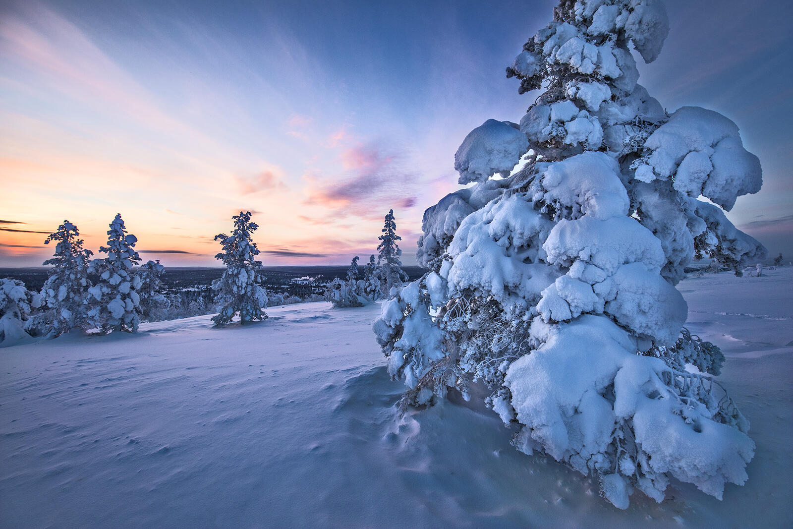 Обои снег закат Финляндия на рабочий стол