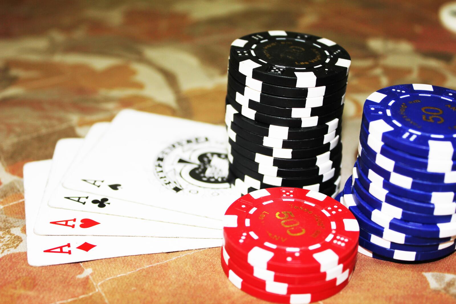 桌面上的壁纸赌博 扑克牌 游戏