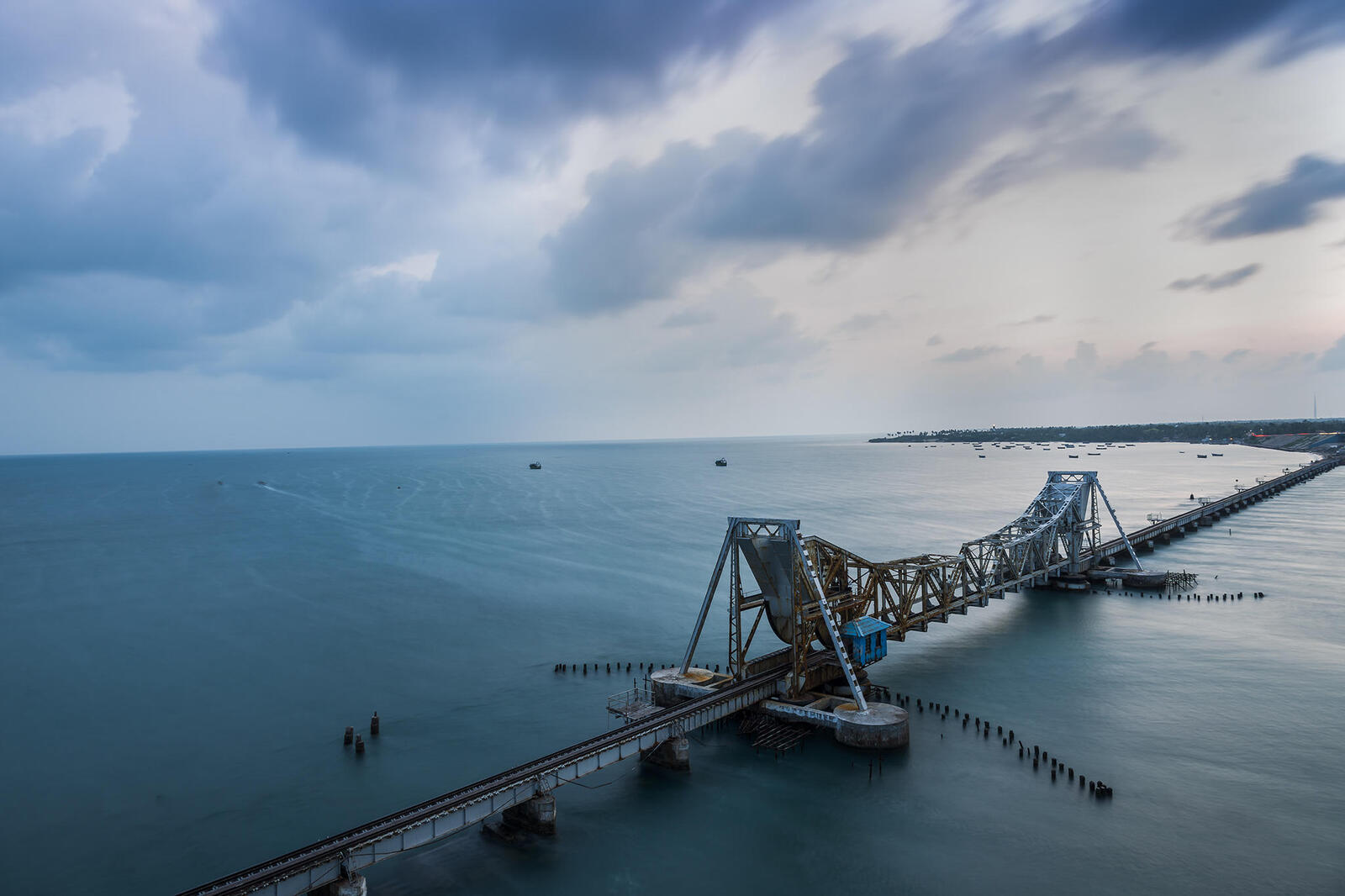 Обои Железнодорожный мост Памбан Индия море на рабочий стол