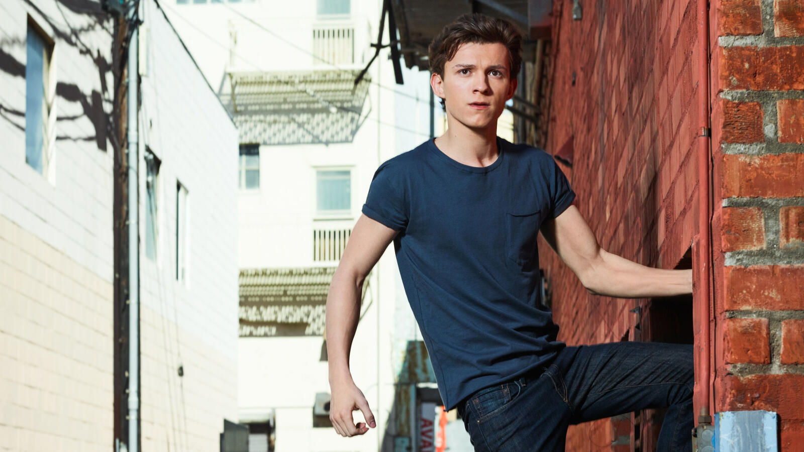 Wallpapers male celebrities a young Tom Holland on the desktop