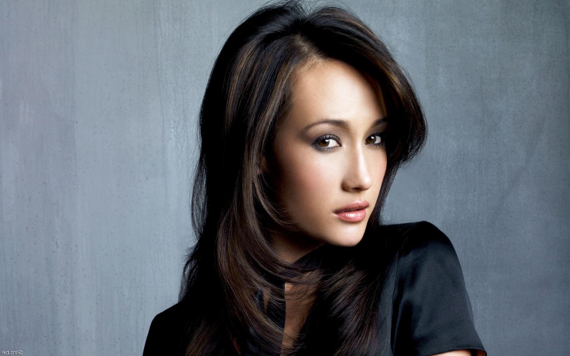 Free photo Black-haired Maggie Q.