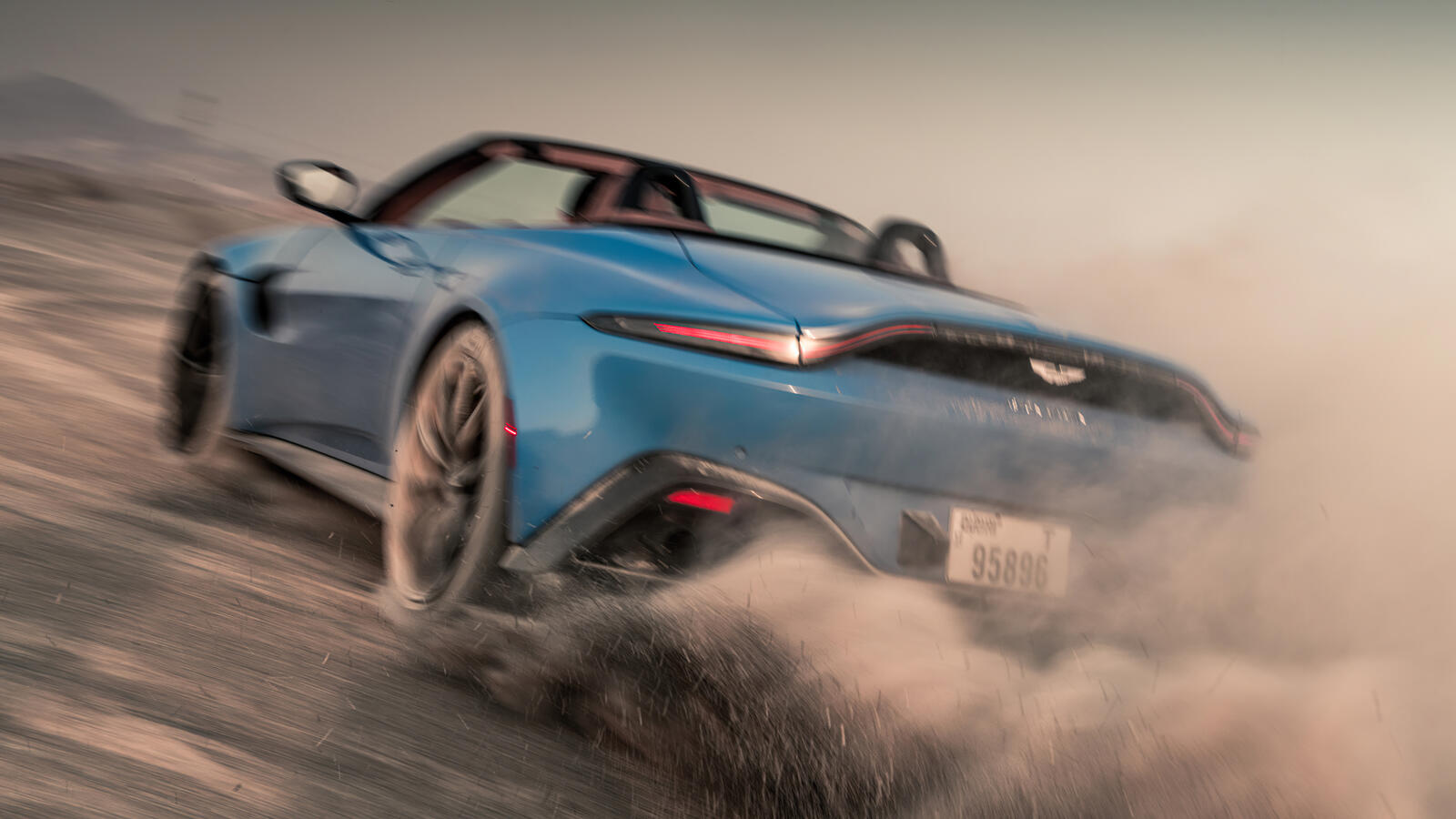 Обои машины Aston Martin автомобили 2021 года на рабочий стол