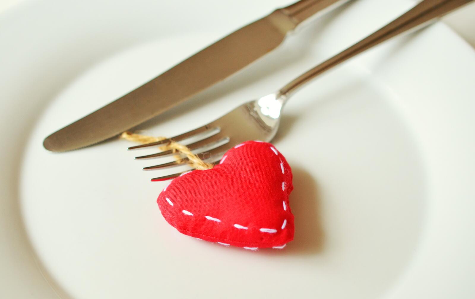 Wallpapers cutlery heart Red heart on the desktop