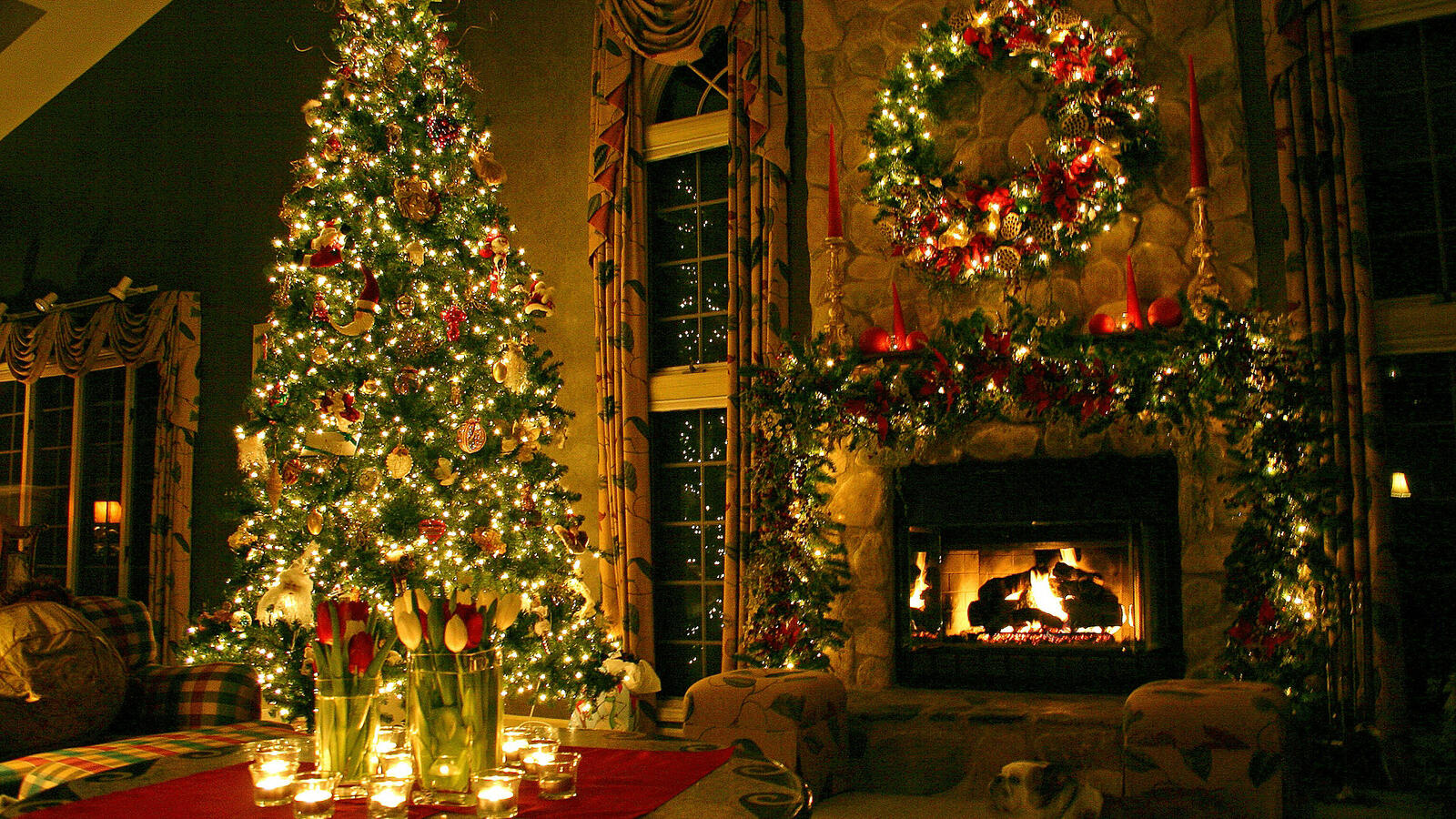 桌面上的壁纸内饰 夜光圣诞树 圣诞树