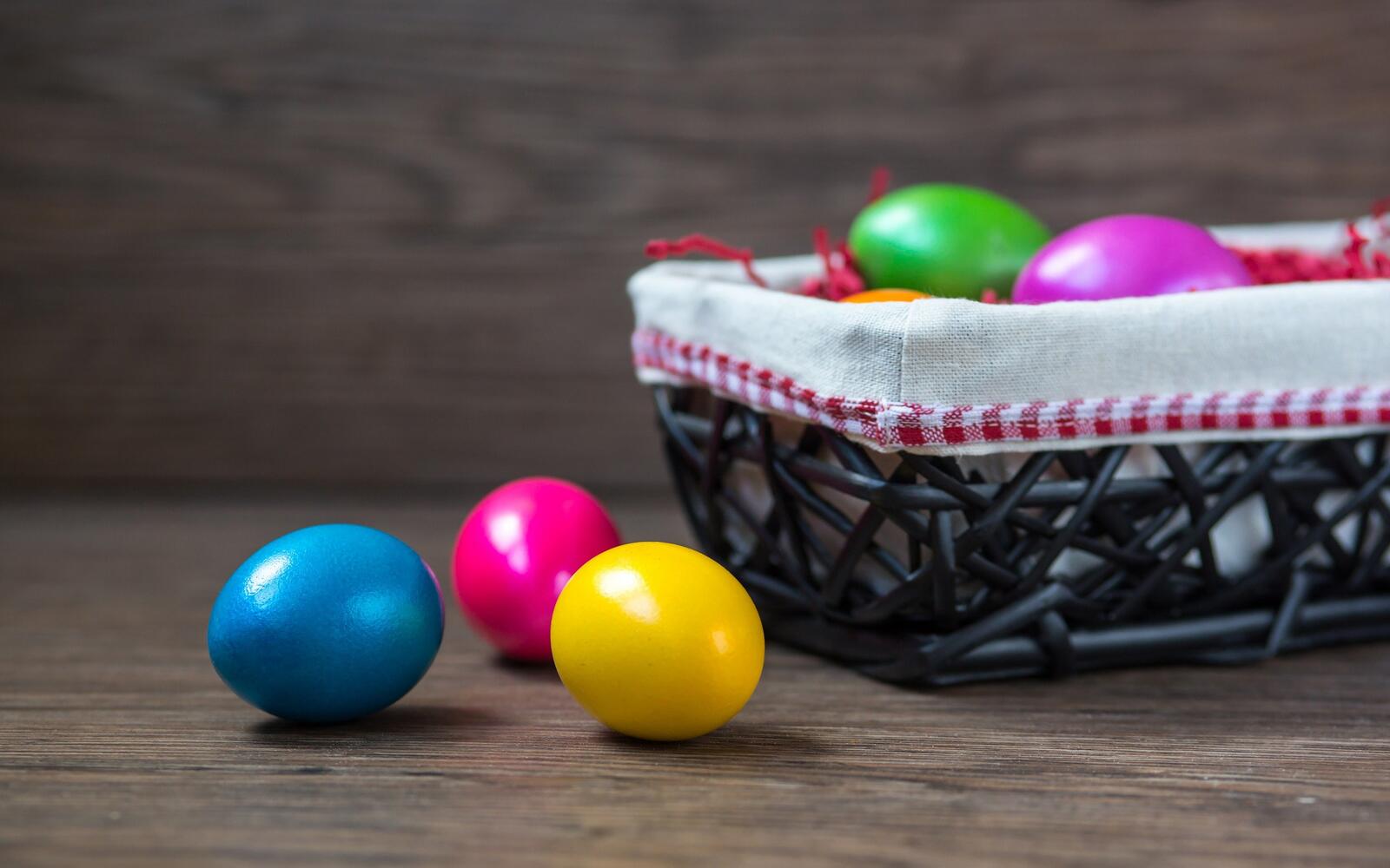 Обои пасха крашенные яйца праздники на рабочий стол