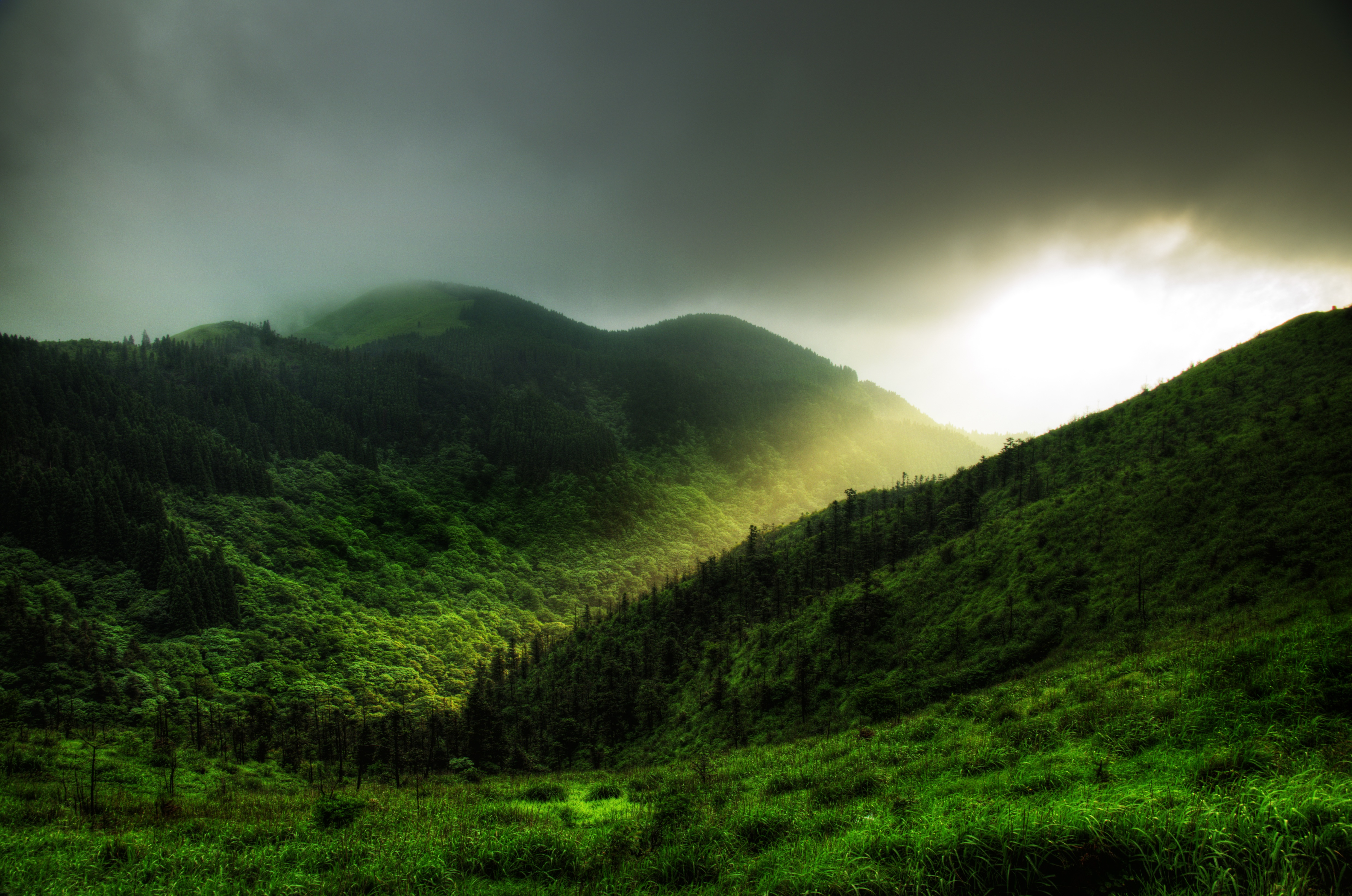 Фото бесплатно горный хребет, трава, долина