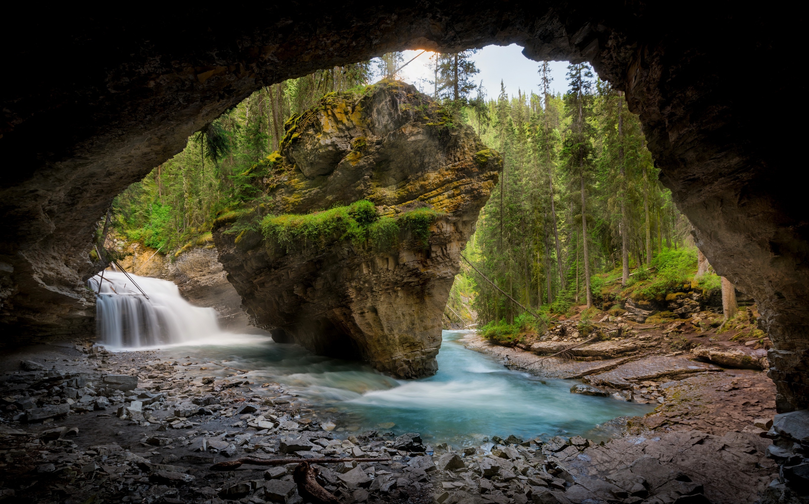 Wallpapers cave waterfall stream on the desktop