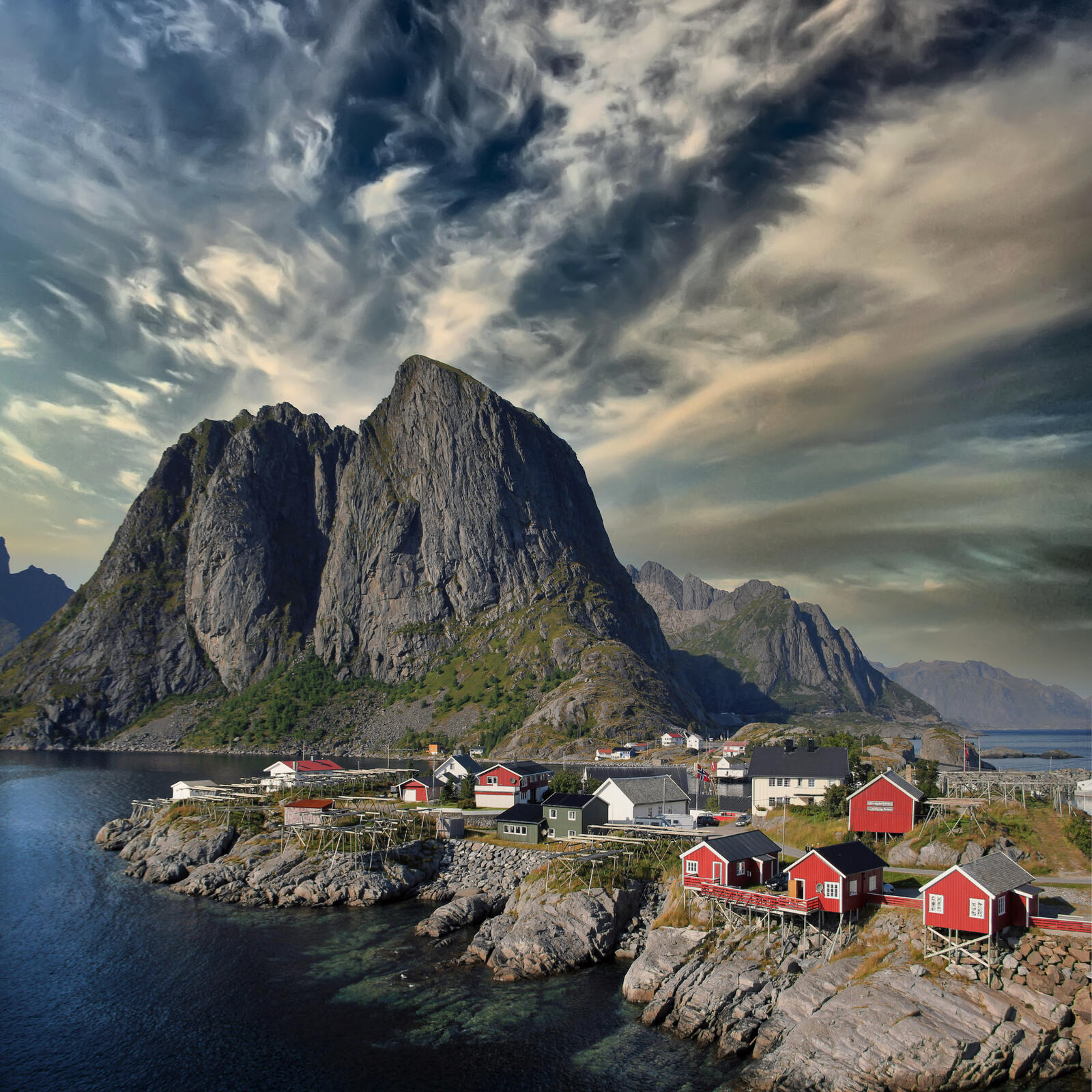 Обои дома горы Норвегия на рабочий стол