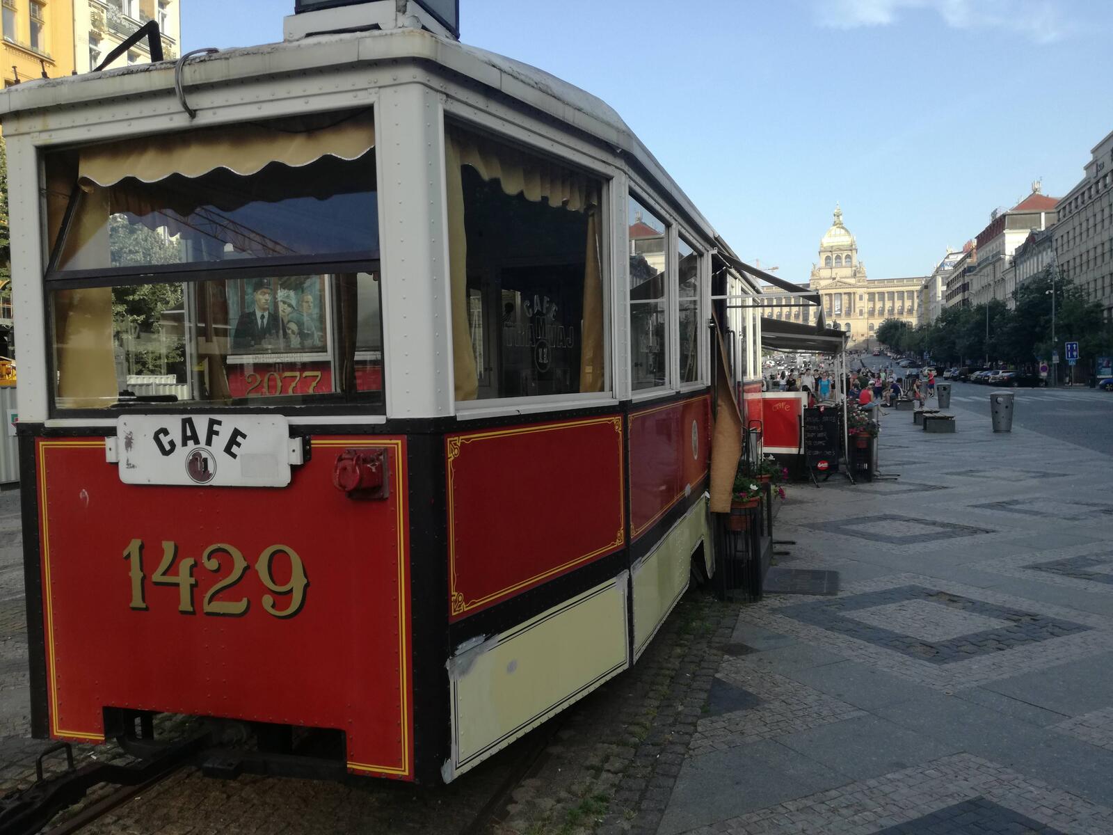 Free photo Cafe in an old streetcar