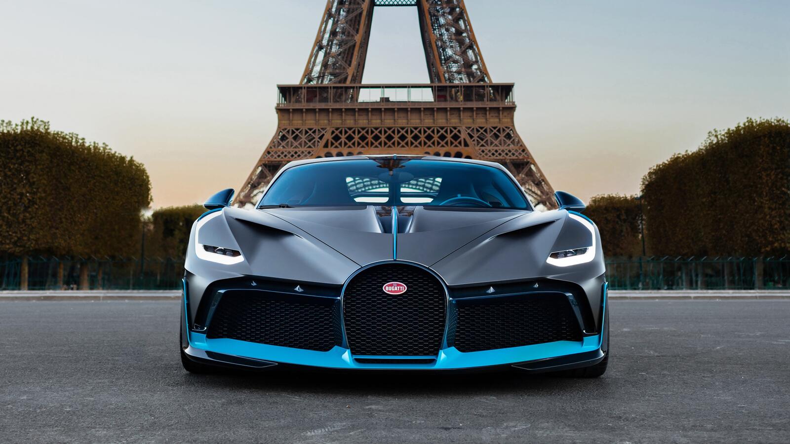 Обои передний план Франция Париж Bugatti Divo на рабочий стол