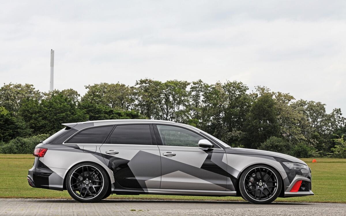 Audi Rs6 in unusual camouflage