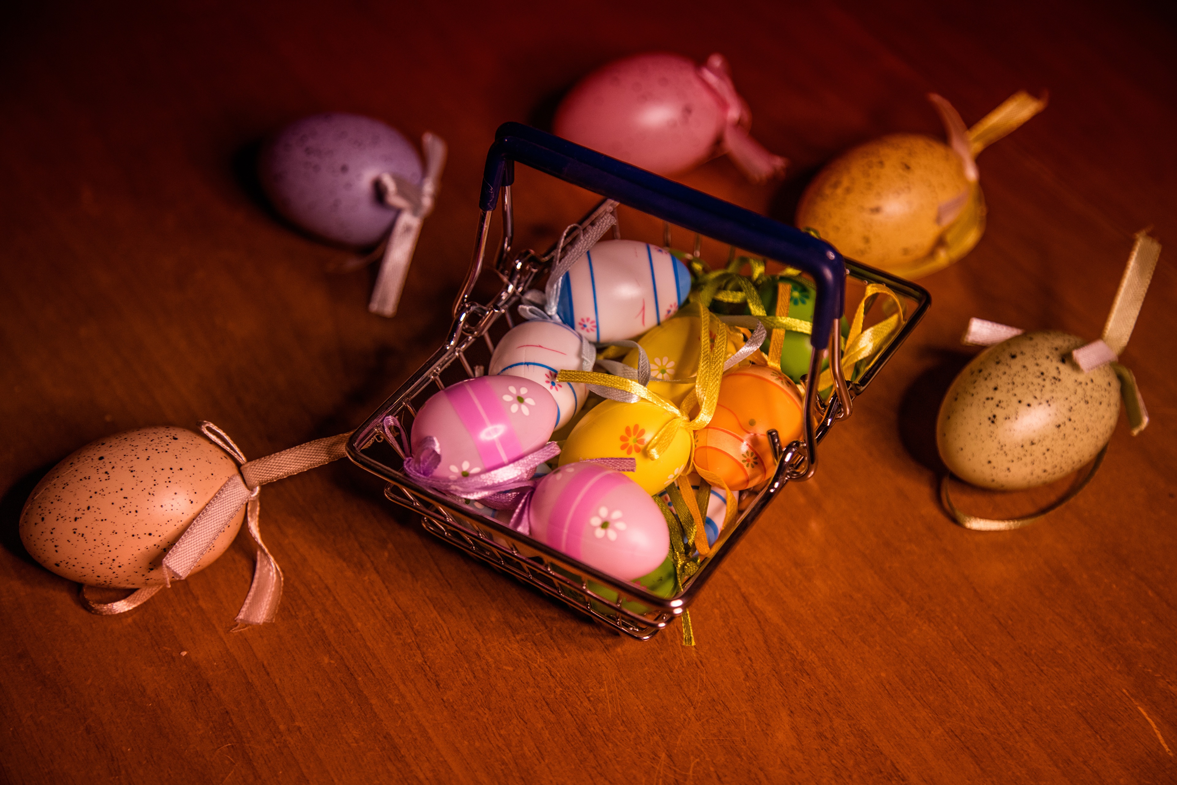 桌面上的壁纸蛋类 复活节彩蛋 带子