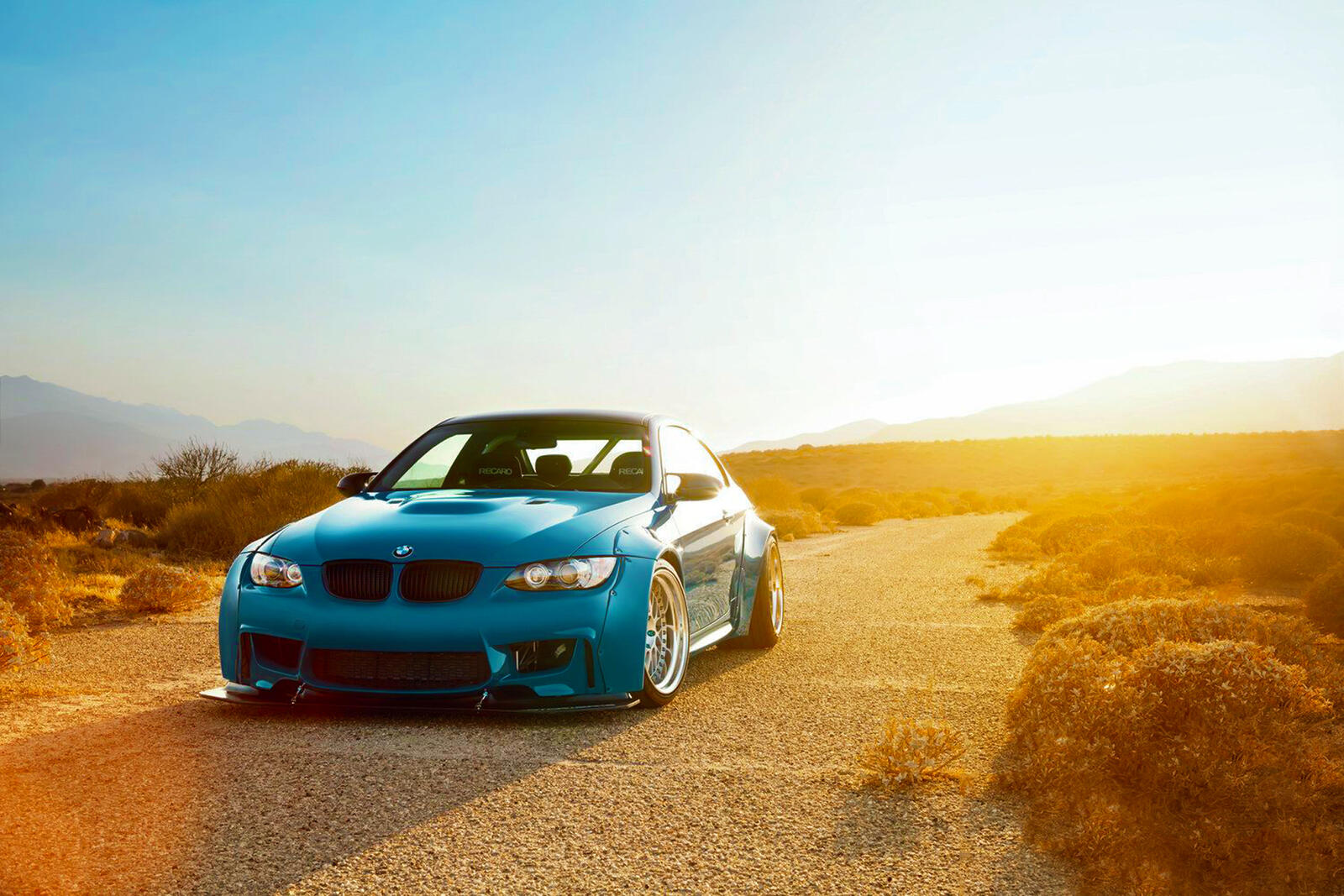 Wallpapers BMW M3 blue on the desktop