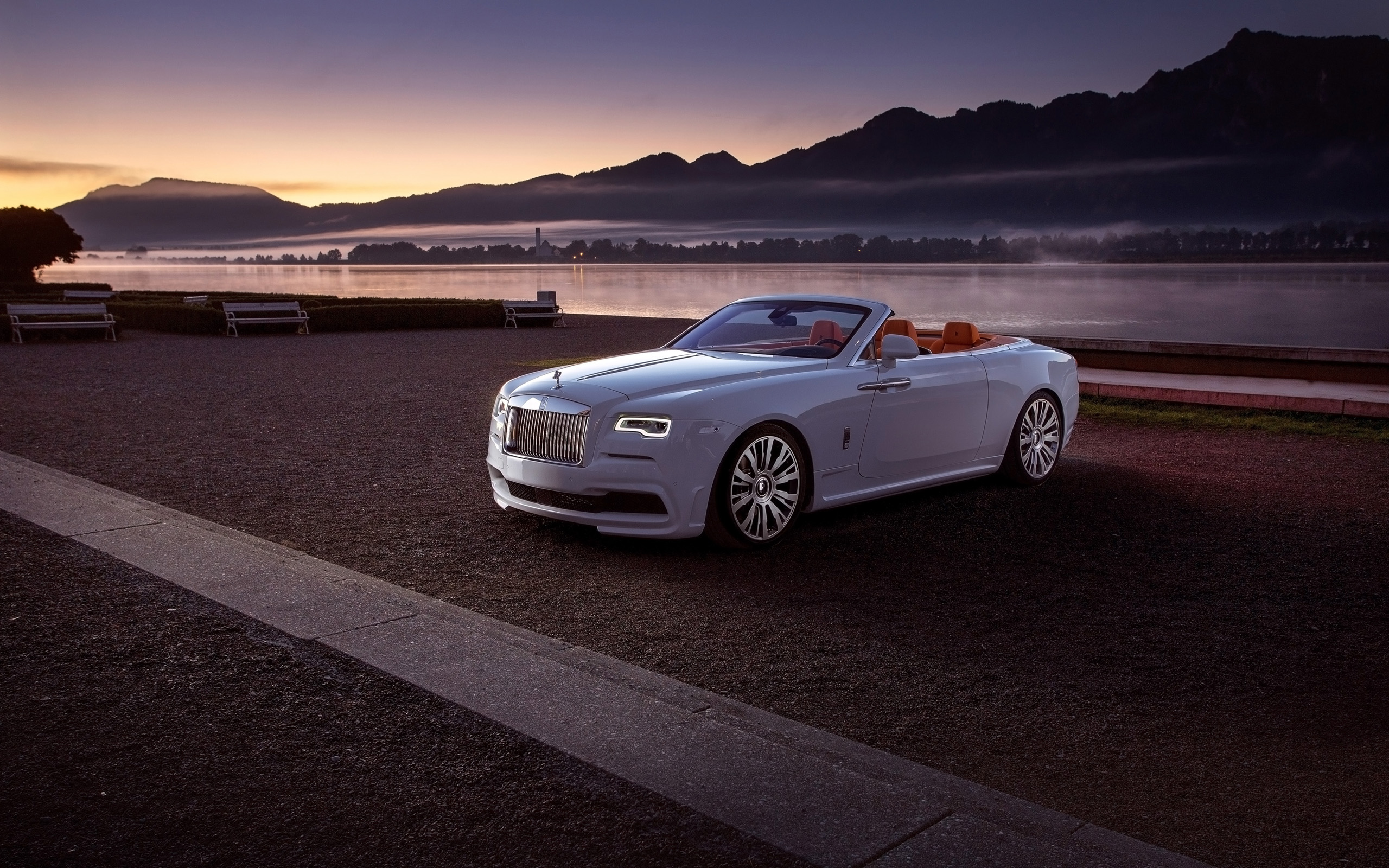 Wallpapers Rolls Royce white convertible on the desktop